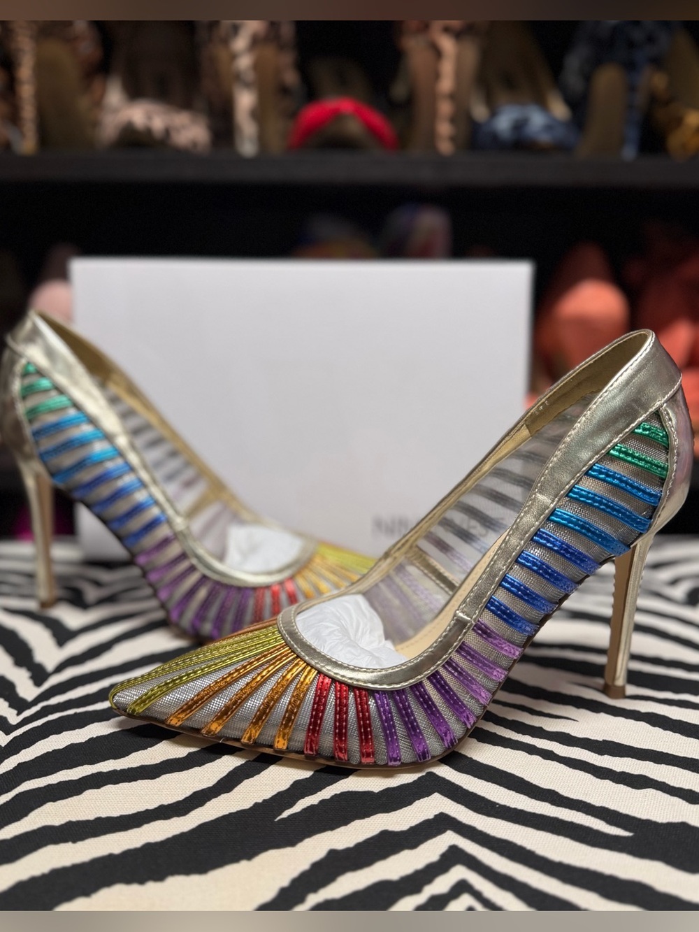 Nine West Feresa Metallic Gold Rainbow Striped Pumps NIB